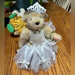 Muffy Vanderbear Recital Bear